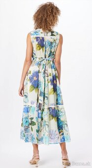 Nádherné bavlnené šaty s čipkou - 4