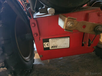 Predám snežnú frézu MTD E6606 - 4