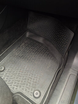 Vaničky na Volkswagen Passat B7 (variant) 2011-2014 - 4