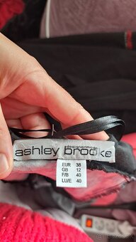 Šaty Ashley Brooke - 4