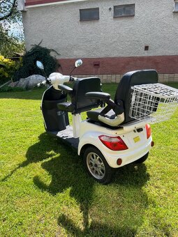 Dvojsedadlová elektrická trojkolka - 4