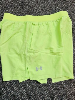 Under Armour bežečké šortky - 4