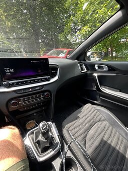 KIA Ceed sw GT-Line, 37 000km, manuál, benzín - 4