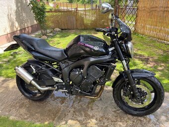 Yamaha FZ6 - 4