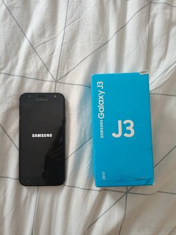 Samsung Galaxy J3 (2017) - 4