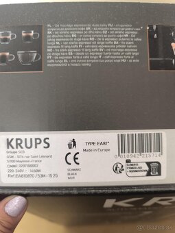 KRUPS EA810B70 Essential Espresso - 4