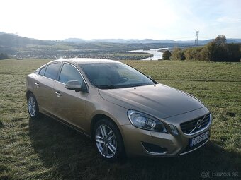 volvo S60 - 4