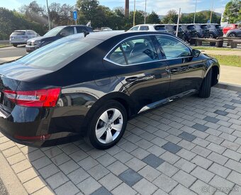 Superb 2.0 TDI 110 kW - 4