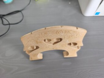 Kobylka pre kontrabas - 4