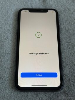 Predám Apple iPhone 11 64GB Black Známky používania na ráme - 4