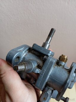 Predám karburátor Solex 30 UAHD, - 4