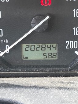Škoda Fabia junior 1,4 benzín 44kw - 4