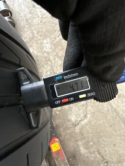 Letné pneu 205/55R16 viem aj prezuť - 4