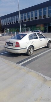 Škoda Octavia 1.6 benzin - 4