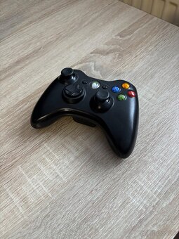 XBOX 360 - ovládač - 4