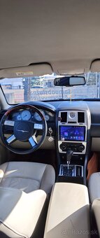 Chrysler 300c - 4