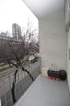 KARADŽIČOVA - 3,5 iz. byt v tehlovom dome max 4 osoby - 4