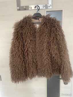 Krásna kozusinova bunda - 4