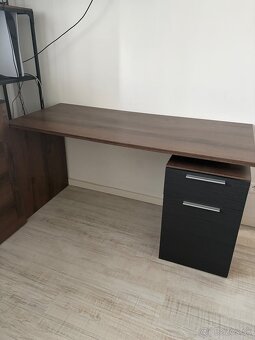 Pisaci / pracovny stol - 4