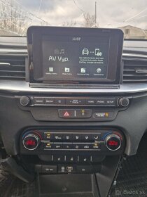 Kia ceed III 1.4i  benzín 2018 Rozpredám/predám Havarované - 4
