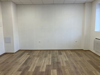 Na prenájom kancelária 28 m2 - Banská Bystrica - 4