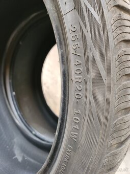 Predám 2ks celoročne pneu 255 40 20 - 4