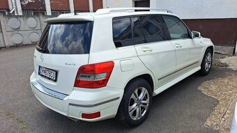Predám Mercedes-Benz GLK 220 CDI BlueEFFICIENCY 4MATIC A/T - 4
