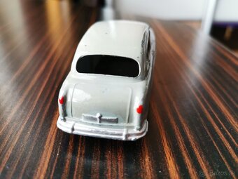Dinky toys Ford Vedette - 4