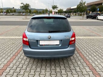 Škoda Fabia II 1.2 HTP 51kw ČR klima - 4