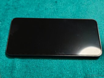 Samsung Galaxy S24 - 4