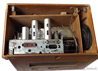 Radiopřijímač - TESLA - 4