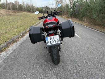 Yamaha MT07 Nová - 4