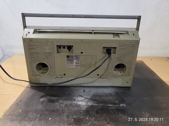 Toshiba RT-99S boombox stereo - 4