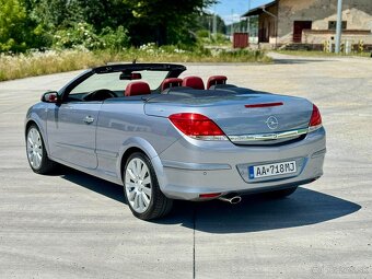 Opel Astra Cabrio 1.6 benzin 2009 xenon koža navi - 4