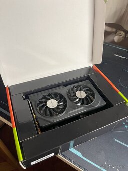 Nvidia RTX 4060 - 4