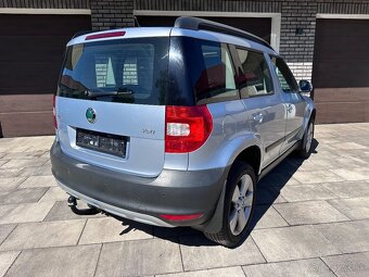 Skoda Yeti 2.0 TDI 4x4 PANO XENON - 4