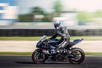 Suzuki GSXR 1000 bez TP - 4