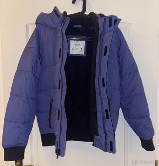 Detská zimná bunda Abercrombie & Fitch tmavomodrá 13-14 r - 4
