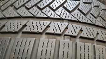 Predám 3ks jazdené zimné 235/55r18-100H Continental - 4