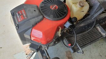 Motor dvojvalec TECUMSEH Enduro VT 18 koni - 4