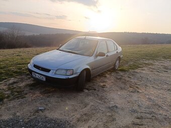Honda Civic 1.4i - 4