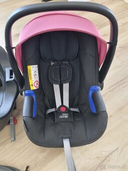 ISOFIX Britax Römer Baby Safe i-size vajíčko + základ - 4