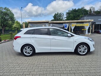Hyundai i30 1.6 CRDI 81kw - 4