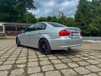 BMW 325i M-packet Facelift - 4