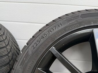 ORIGINAL ŠKODA OCTAVIA 3 5x112 R17 225/45 R17 ZIMA - 4