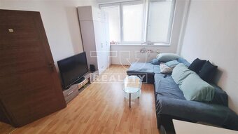 2 izb.byt po komplet.rekonštrukcii s výťahom v širšom centre - 4