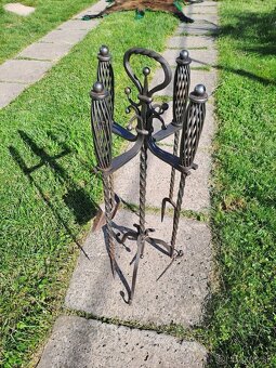 Predám kované krbové náradie. - 4