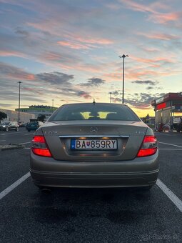 Mercedes C220 W204 C trieda - 4