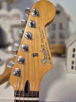 Predám Fender Stratocaster Deluxe Lone star Mexico - 4