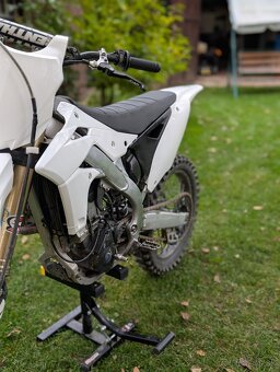 Kawasaki kxf250 - 4